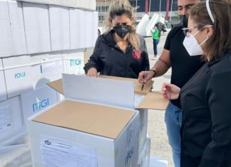 Arribaron insumos médicos y pruebas PCR provenientes de China