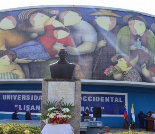 Apucla indica nuevos salarios incumplen exigencias de los docentes universitarios