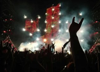 Origen de la mano cornuda