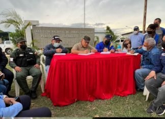 Sustituyen 120 metros de tubería para restituir servicio de agua en zona alta de Carora