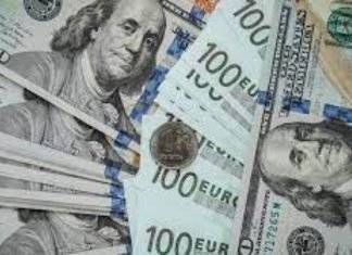 Inversores prevén recesión por paridad del euro con el dólar