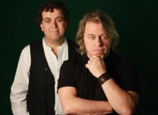 Aún paso por tu casa de Fernando y Juan Carlos