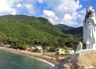 Hermosa imagen de la Virgen del Salitre