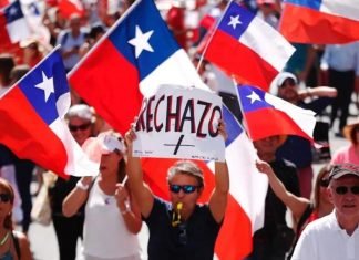 Boric desliza posible cambio de Gabinete tras triunfo del «Rechazo»