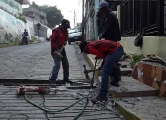 Continúan trabajos de reparación en la Cuesta Lara