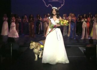 Joven gana concurso de belleza junto a su perro