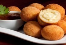 Croquetas de yuca rellenas con queso