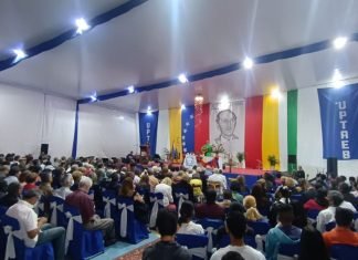 Celebraron con actos los 50 Años de fundación de la UPTAEB