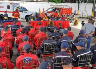 Entregaron 276 uniformes y rehabilitaron unidades al Cuerpo Bomberos de Iribarren