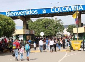 Maduro: «Estaremos abriendo la frontera de Venezuela con Colombia a partir del 1° de enero»