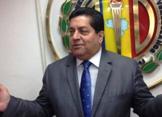 Zambrano: «Criminalización de organizaciones políticas debe ser tema en diálogo entre gobierno y oposición»