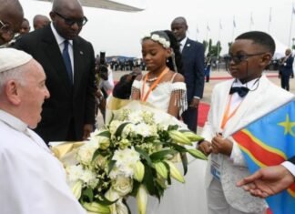 Papa Francisco sostiene proceso de paz en iglesias locales de África