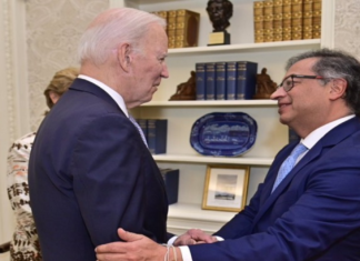 EE.UU. apoya la propuesta de Petro de cambiar deuda externa por acciones climáticas