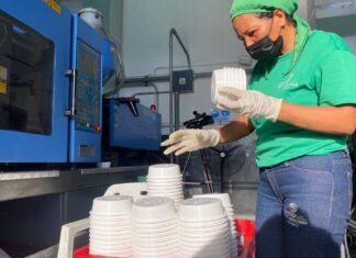 Fortalece a la agroindustria procesadora de plástico en Lara