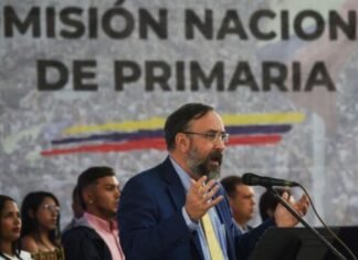 Casal asegura que hay protección de identidad del votante a pesar de asistencia de CNE