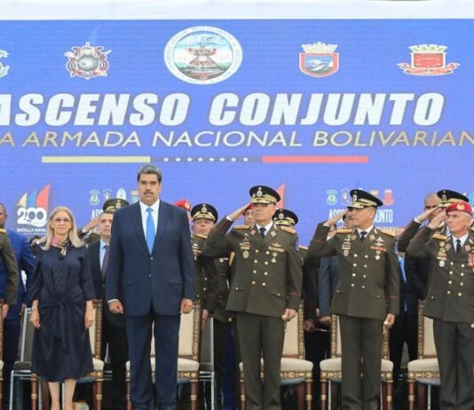 Maduro ratificó a Padrino López y anunció cambios en el Alto Mando Militar