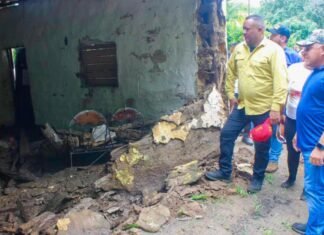Atienden 14 sectores del municipio Simón Planas que resultaron afectados por las fuertes lluvias