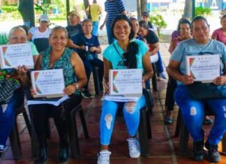 Funrevi entrega material de construcción a 15 familias en Lara