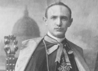 En 1947 los restos del obispo Montes de Oca fueron inhumados en la Catedral de Valencia