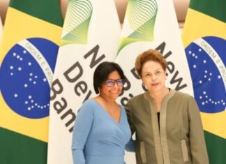 Vicepresidenta Delcy Rodríguez visitó el Banco de los BRICS en China