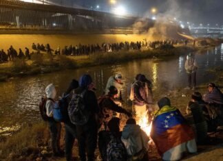 Venezolanos permanecen en norte de México con el temor de que EE.UU. los deporte