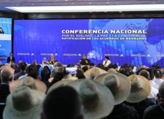 Maduro: «Todos queremos paz, diálogo, entendimiento»