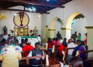 Rehabilitan Capilla con más de 100 años en Tacarigüita municipio Crespo