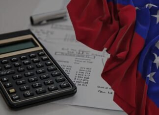 Fedecámaras solicita revisar cargas impositivas para “evitar cierre de establecimientos”