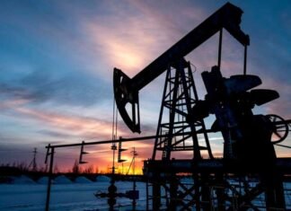 Venezuela negocia acuerdos con petroleras tras levantamiento de sanciones