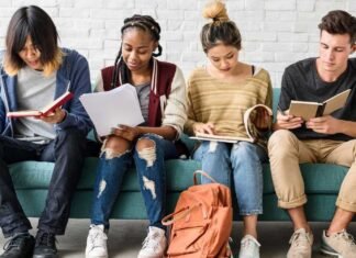 Instan a fomentar la lectura en niños y jóvenes en celebración del Día del Escritor en Barquisimeto