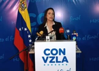 María Corina Machado pide al TSJ revisar su inhabilitación