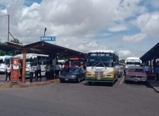 Transportistas en Lara reportan poca movilidad de pasajeros desde el terminal terrestre