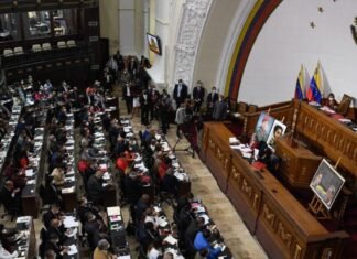 Ratifican compromiso con diálogos de paz y convivencia con la oposición tras decisión de inhabilitaciones del TSJ