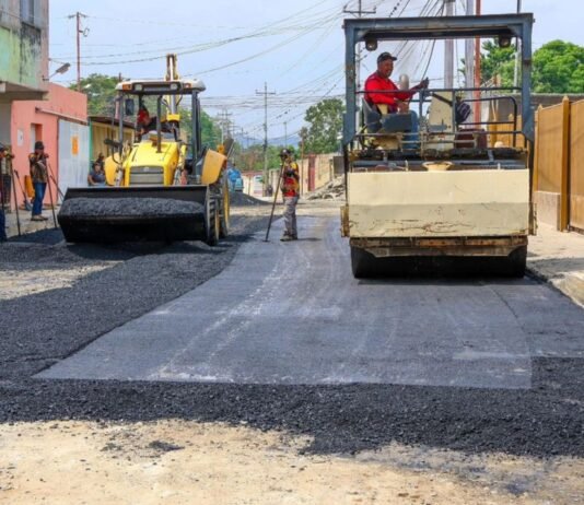 Colocarán 280 toneladas de asfalto en Gran Cacique Manaure de Iribarren