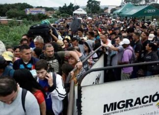 Migrantes venezolanos generaron ingresos fiscales en 2023 por más de US$800 millones en Colombia