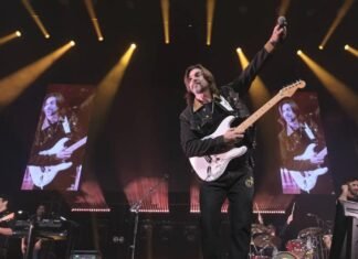 Juanes y Vives rindieron homenaje a Omar Geles en Bogotá