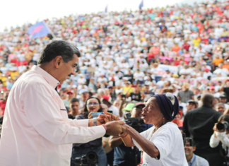 Maduro ordena la máxima atención a los adultos mayores