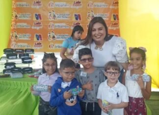 Fundación del Niño de Iribarren entrega 50 lentes a infantes con algún déficit visual