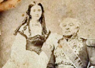 El místico retrato de Páez acompañado de una damisela