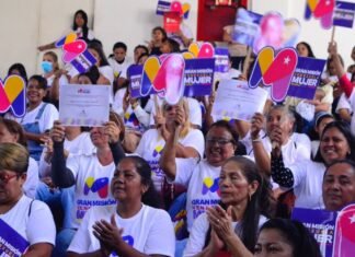 Entregan créditos a 153 féminas emprendedoras en Lara