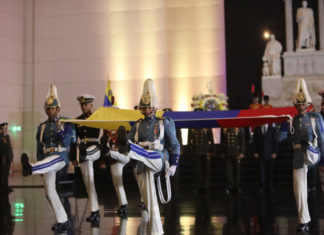 Conmemoran 213 años de la Firma del Acta de la Independencia en el Panteón Nacional