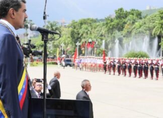Maduro en desfile ante militares: «La Patria está en paz, libre, soberana e independiente»