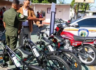 Entregan unidades patrulleras y dotan de uniformes al Cuerpo de Policía Municipal de Iribarren