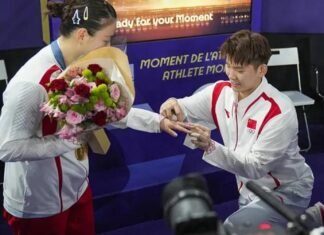 Tras ganar medalla dorada olímpica le piden matrimonio en París 2024