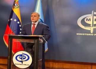 Fiscal Saab niega que existan órdenes de captura contra Machado y González Urrutia