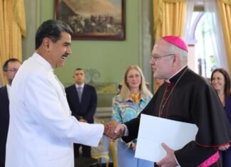 Nicolás Maduro recibió cartas credenciales del nuncio apostólico de la Santa Sede