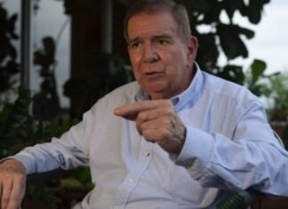 Edmundo González Urrutia fue citado para este lunes 26 de agosto ante el Ministerio Público