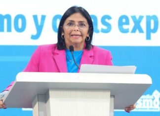 Vicepresidenta Rodríguez exhorta a República Dominicana saldar deuda por más de 350 Millones de dólares