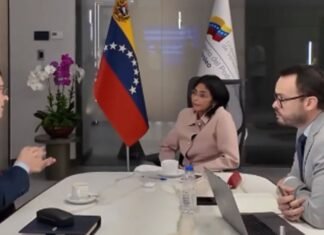 Evalúan planes de inversión de Repsol en Venezuela