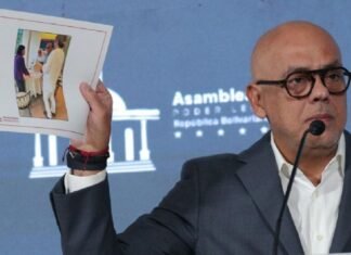 Rodríguez da 24 horas a González Urrutia para desmentir que firmó carta bajo coacción